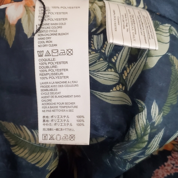 Tommy Bahama Thin Puffer Down Gray Jacket - Picture 5 of 7